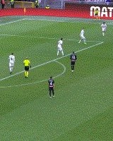 yl23455永利官网登录-【意甲】小小马反戈扳平 吉鲁绝杀+染红 AC米兰2比1