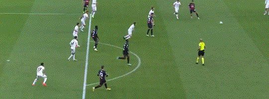 1667685221375014490.gif 动画 (4592).gif